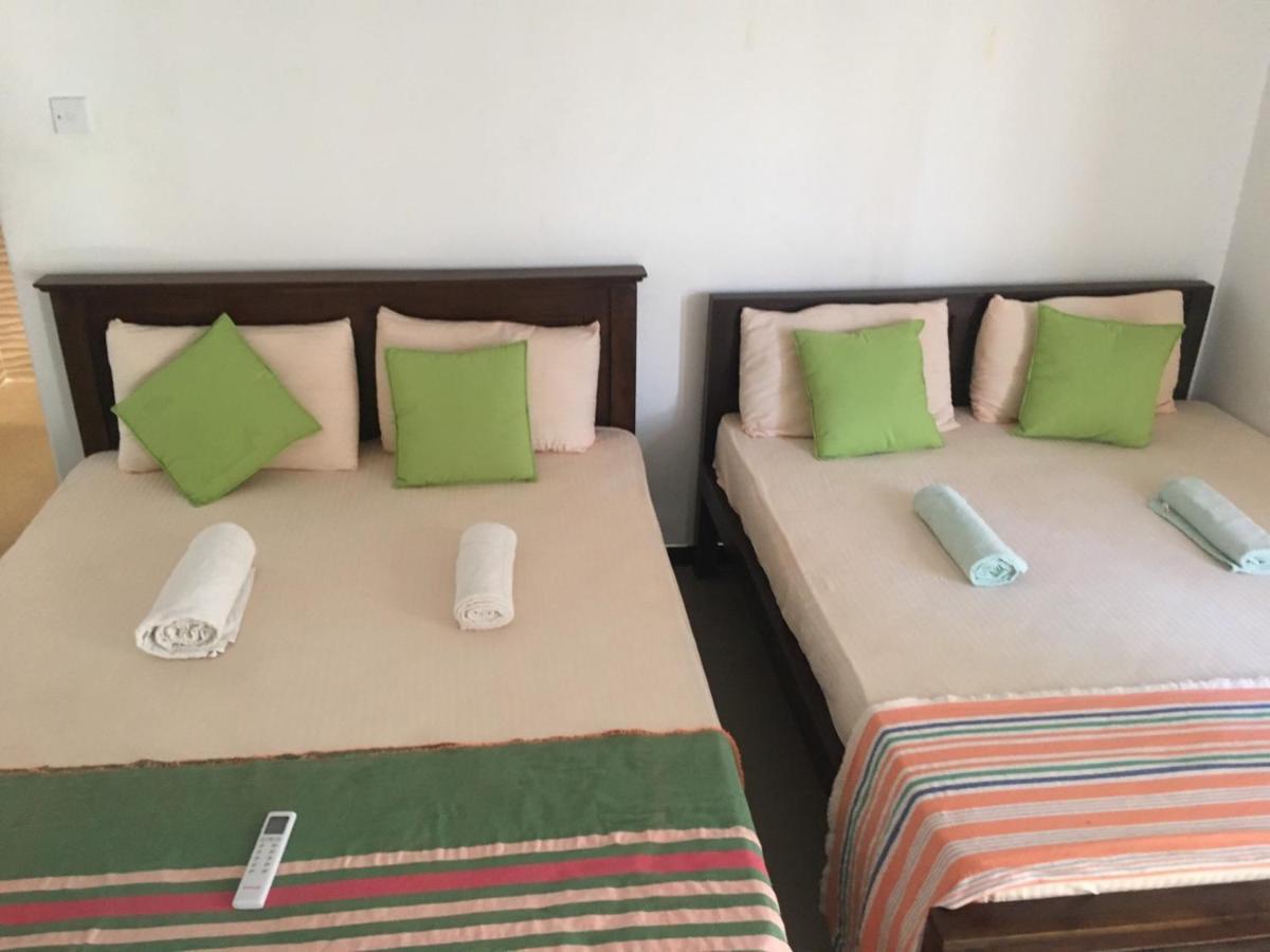 Reshani Guest House Negombo Exterior photo